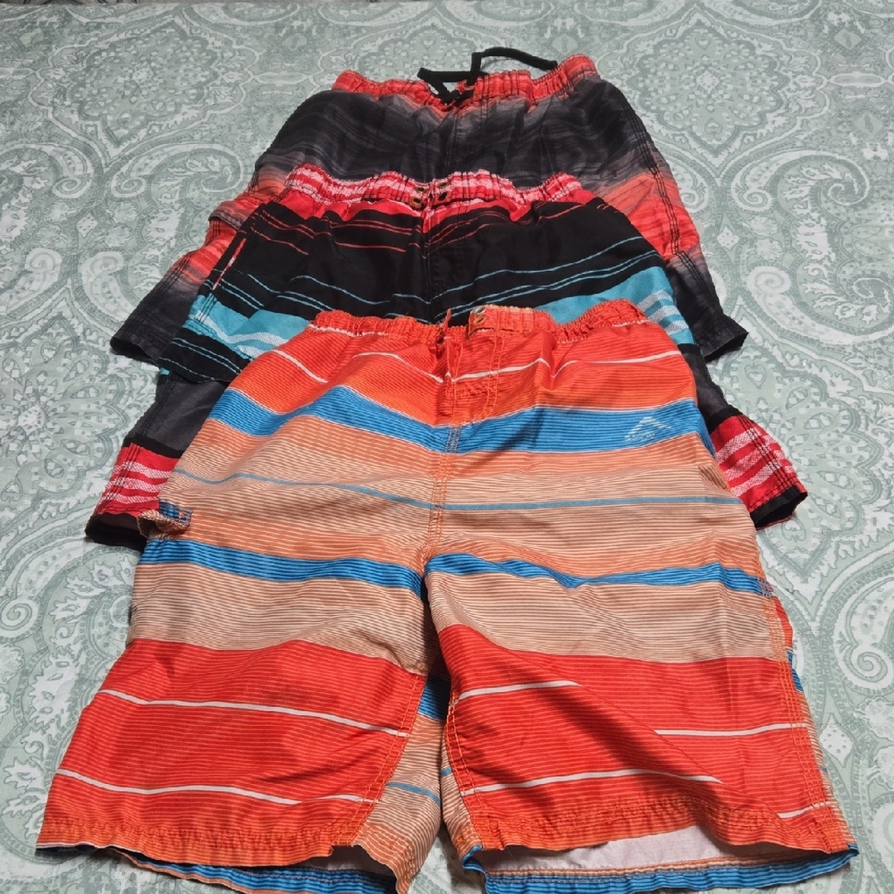 OP  KANU Set Of 3 Swim Shorts